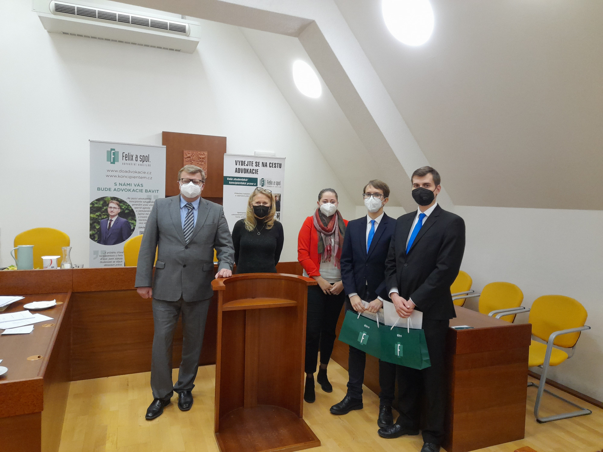 26. 11. 2021 – Moot Court z insolvence